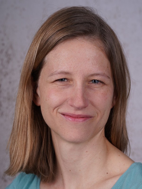 Portraitfoto von Béatrice Cannard